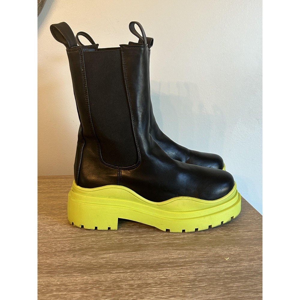 Azalea Wang Boots Womens Size 6 Black Lime Chelsea Lug Sole Chunky Ghosted-Lime